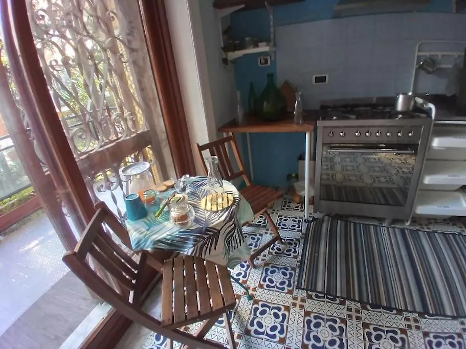 Casa Del Capitano Bed & Breakfast Naples